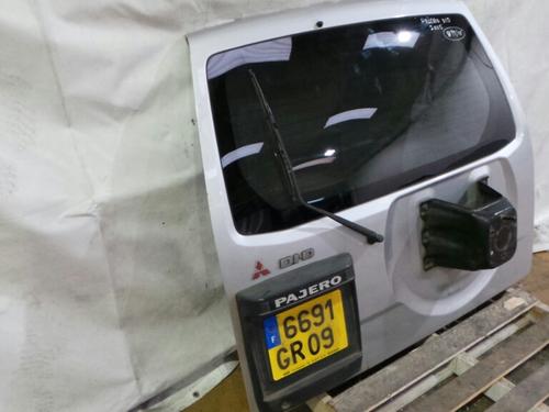 Hayon / Coffre MITSUBISHI Pajero III (V6_W, V7_W) Imagem-1