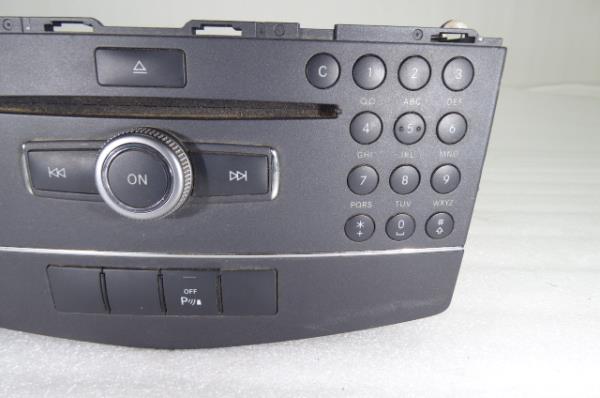 Car radio MERCEDES-BENZ Classe C (W204) Imagem-2