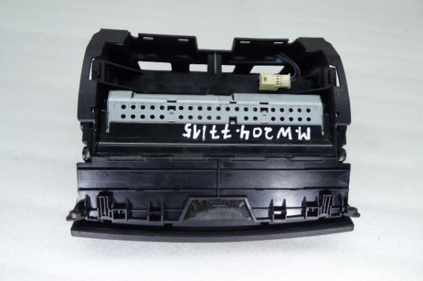 Display / Informationsbildschirm MERCEDES-BENZ Classe C (W204) Imagem-5