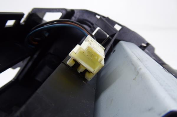 Display / Informationsbildschirm MERCEDES-BENZ Classe C (W204) Imagem-6