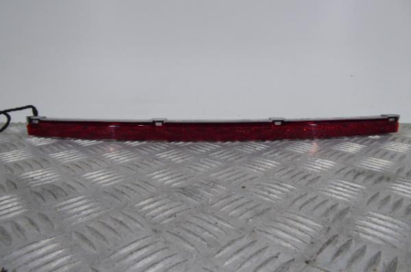 Luz de freno adicional / tercer freno MERCEDES-BENZ Classe C (W204)