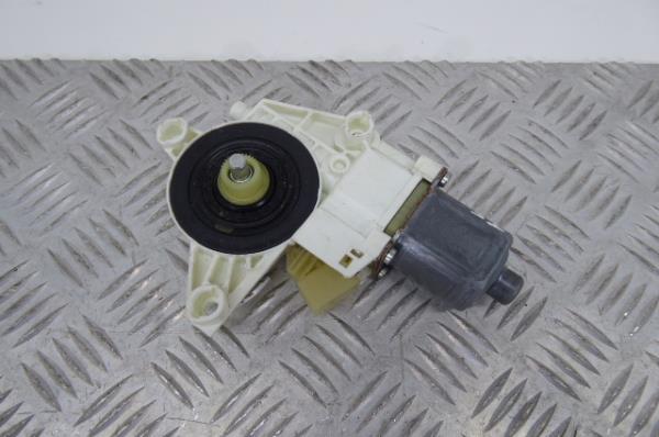 Left Rear  Door Window Regulator Motor MERCEDES-BENZ Classe C (W204)