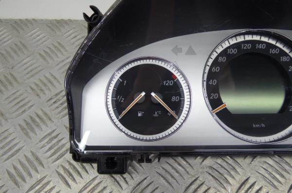 Compteur de vitesse MERCEDES-BENZ Classe C (W204) Imagem-2