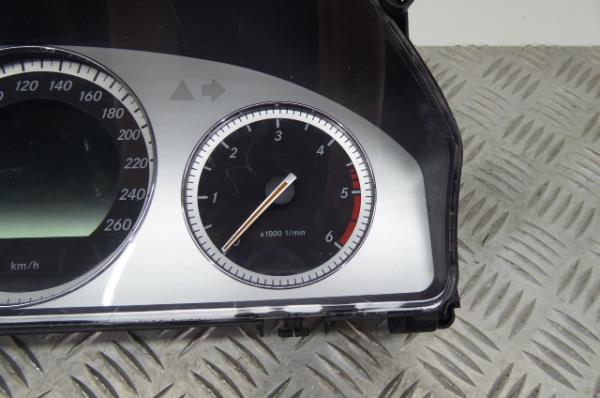 Compteur de vitesse MERCEDES-BENZ Classe C (W204) Imagem-4