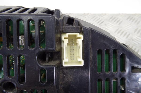 Compteur de vitesse MERCEDES-BENZ Classe C (W204) Imagem-6