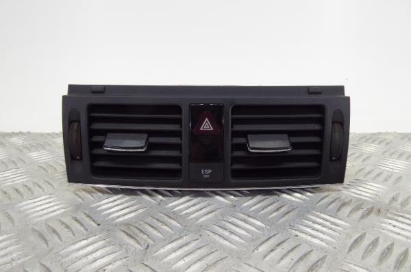 Diffusor / Luftauslass MERCEDES-BENZ Classe C (W204)