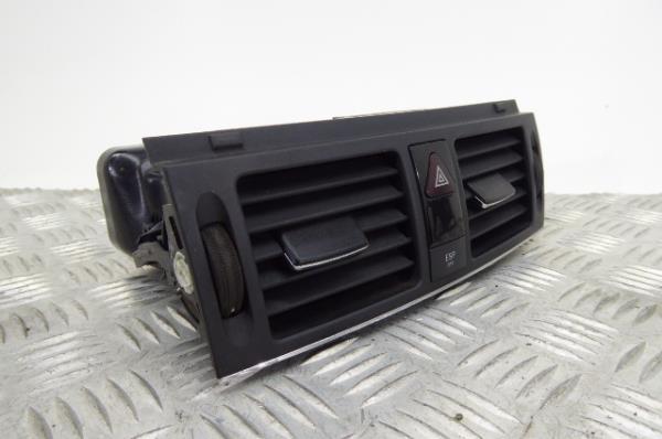 Diffusor / Luftauslass MERCEDES-BENZ Classe C (W204) Imagem-1