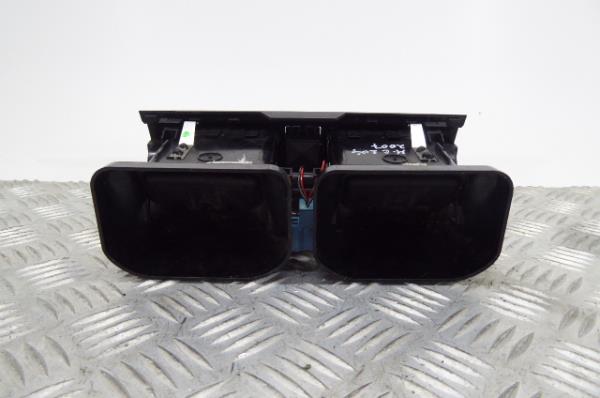 Diffusor / Luftauslass MERCEDES-BENZ Classe C (W204) Imagem-3