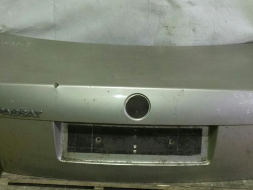 Porta / tampa da mala VOLKSWAGEN Passat (3B3) Imagem-1