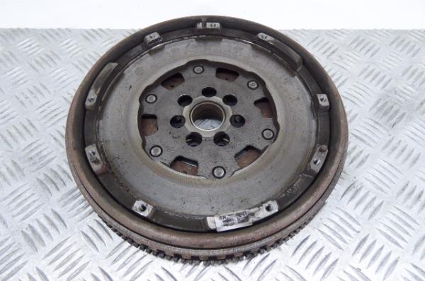 Volante motor NISSAN Qashqai II (J11) Imagem-2