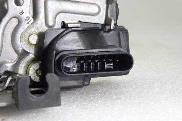 Front Right Door Lock VOLVO V40 Hatchback Imagem-1