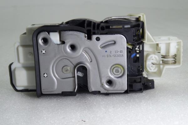 Front Right Door Lock VOLVO V40 Hatchback Imagem-3
