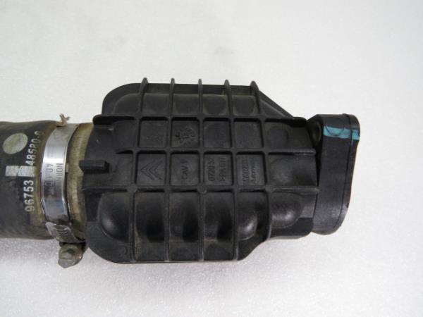 Tubo do intercooler PEUGEOT 208 Imagem-3