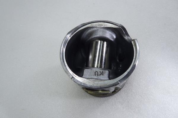 Piston de moteur MITSUBISHI Canter (FB7, FB8, FE7, FE8) VII Imagem-1