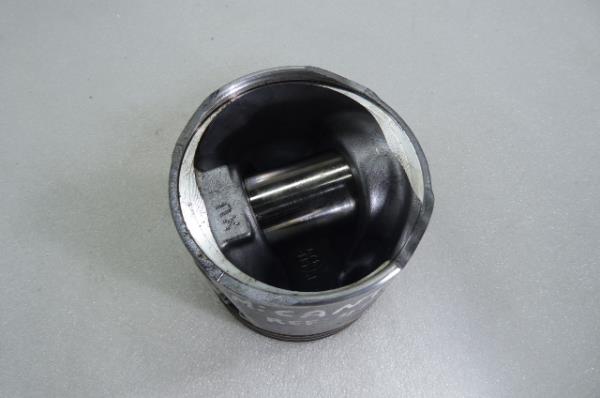 Piston de moteur MITSUBISHI Canter (FB7, FB8, FE7, FE8) VII Imagem-1