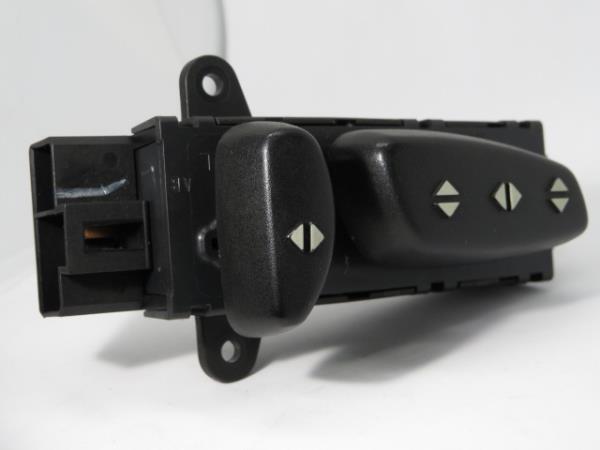 Botón / interruptor electromecánico CHRYSLER Voyager IV (RG, RS)