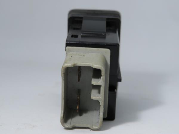 Botão / interruptor electromecânico / relé SUZUKI Swift III (MZ, EZ) Imagem-2