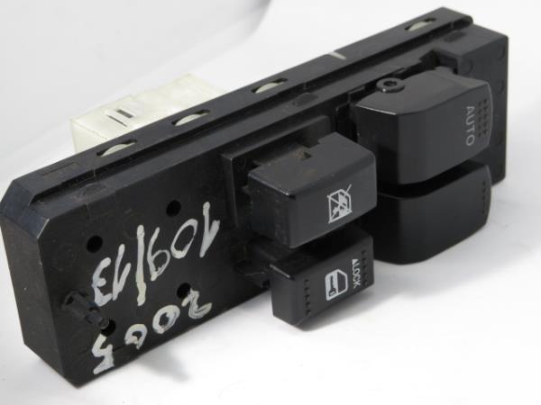 Comando / botão / interruptor vidros frente esquerdo SUZUKI Swift III (MZ, EZ) Imagem-1