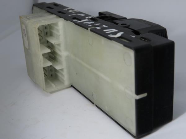 Comando / botão / interruptor vidros frente esquerdo SUZUKI Swift III (MZ, EZ) Imagem-2
