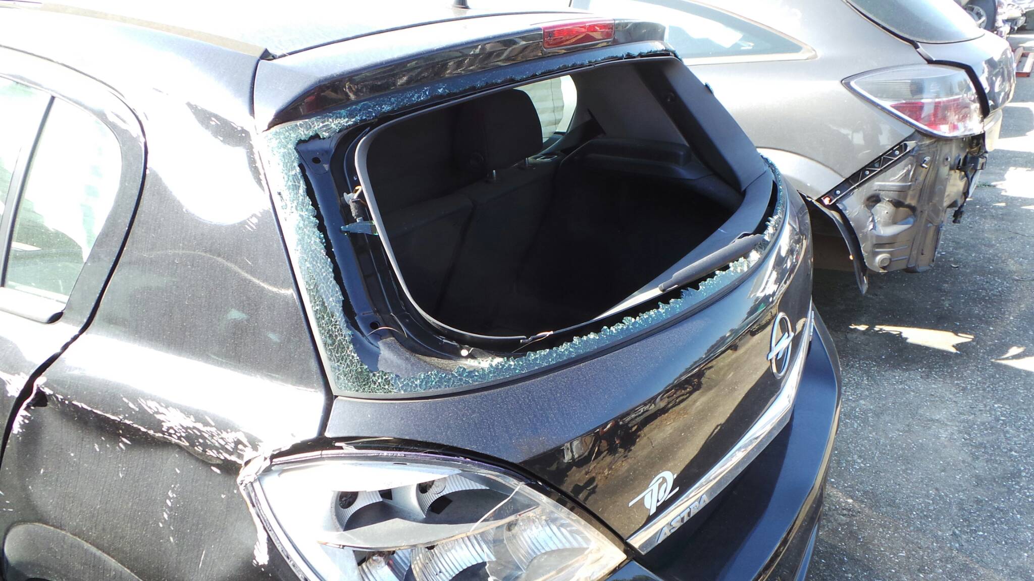 Tailgate / Trunk lid OPEL Astra H Hatchback (L48) Imagem-1