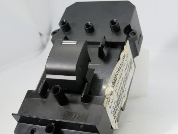 Commande / interrupteur lève-vitre Avant Droite HONDA Civic IX Hatchback (FK_) Imagem-1