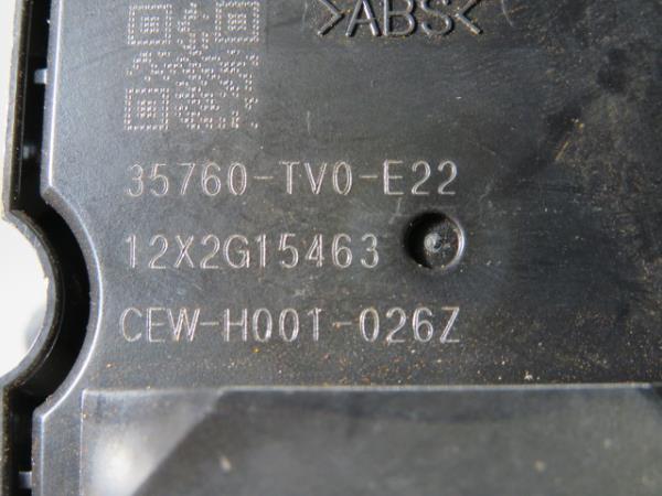 Commande / interrupteur lève-vitre Avant Droite HONDA Civic IX Hatchback (FK_) Imagem-3