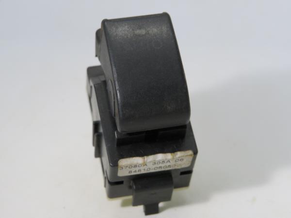 Comando / botão / interruptor vidros trás direito TOYOTA Avensis Liftback (_T25_)