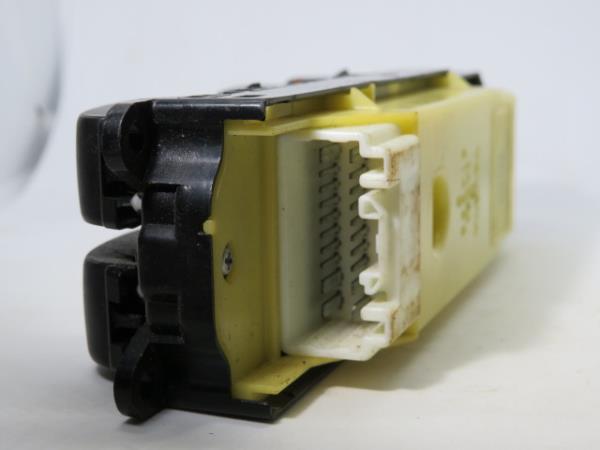 Commande / interrupteur lève-vitre Avant gauche LEXUS IS II (GSE2_, ALE2_, USE2_) Imagem-3