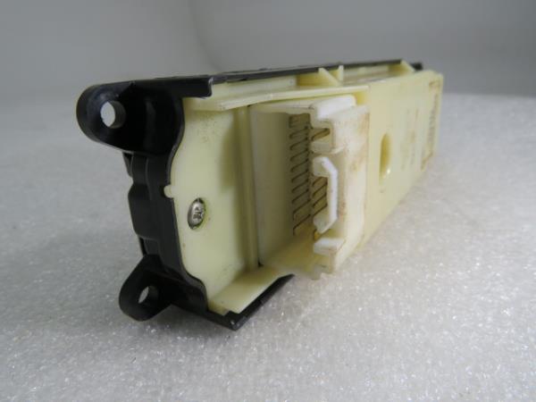 Comando / botão / interruptor vidros frente esquerdo LEXUS IS II (GSE2_, ALE2_, USE2_) Imagem-3