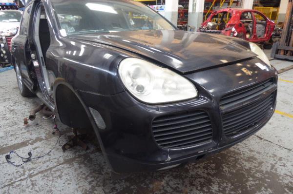 Frente completo PORSCHE Cayenne (9PA) Imagem-3