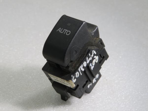 Comando / botão / interruptor vidros trás esquerdo TOYOTA Corolla Hatchback (_E12_)