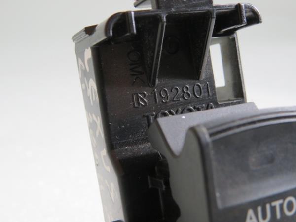 Commande / interrupteur lève-vitre Arrière Droite LEXUS CT (ZWA10_) Imagem-1