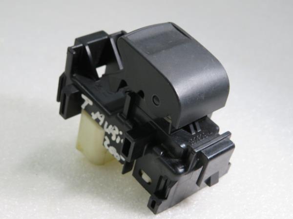 Comando / botão / interruptor vidros trás direito TOYOTA Auris Hatchback (_E15_)