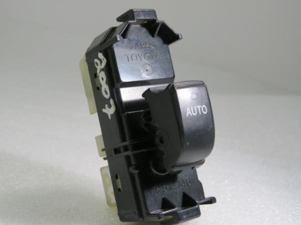 Comando / botão / interruptor vidros frente direito LEXUS IS II (GSE2_, ALE2_, USE2_)