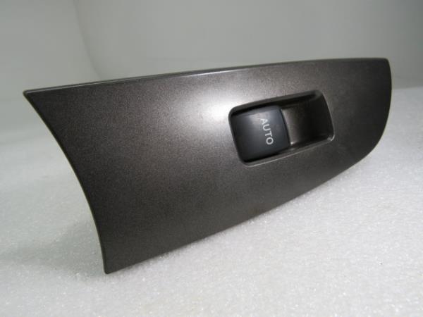Commande / interrupteur lève-vitre Arrière Droite LEXUS IS II (GSE2_, ALE2_, USE2_) Imagem-1