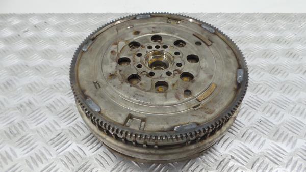 Volante motor MERCEDES-BENZ Classe C (W204) Imagem-2