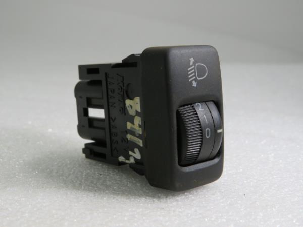 Botão / interruptor electromecânico / relé LEXUS IS II (GSE2_, ALE2_, USE2_)
