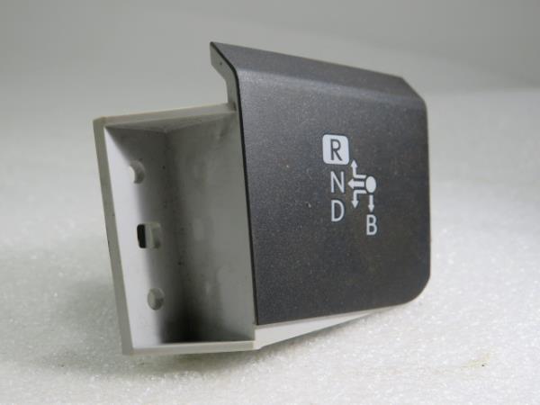 Botão / interruptor electromecânico / relé LEXUS CT (ZWA10_)