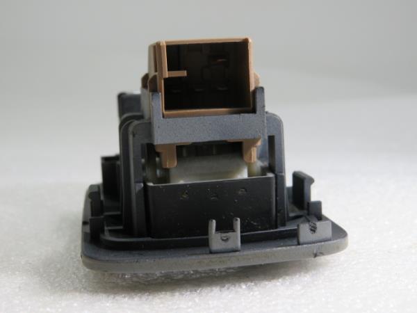 Mando / interruptor elevalunas trasero derecho PORSCHE Cayenne (9PA) Imagem-4