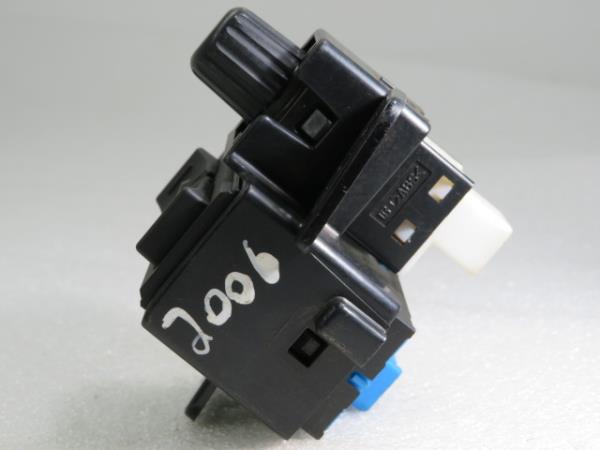 Botão / interruptor electromecânico / relé LEXUS IS II (GSE2_, ALE2_, USE2_) Imagem-2