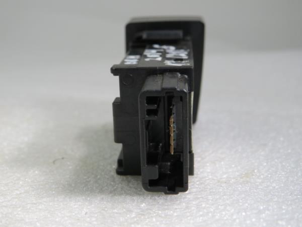 Bouton / interrupteur électromécanique  LEXUS CT (ZWA10_) Imagem-3