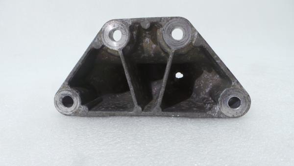 Supporto generico PORSCHE Cayenne (9PA) Imagem-3