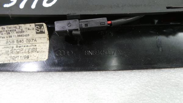 Additional stop light / 3rd stop light AUDI TT (8N3) Imagem-5