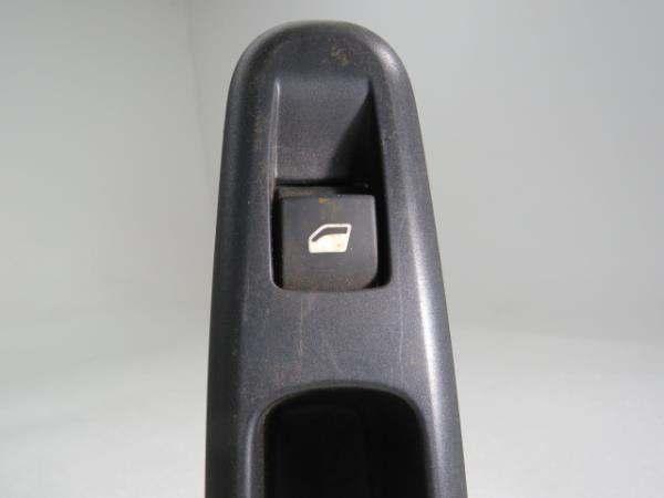 Mando / interruptor elevalunas delantero derecho PEUGEOT 3008 I (0U_) Imagem-1