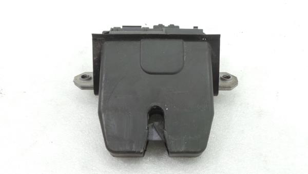 Serratura / chiusura baule FORD Focus III Sedan