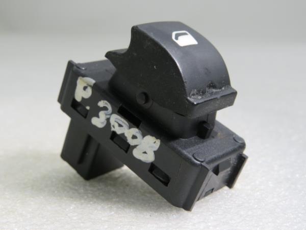 Mando / interruptor elevalunas trasero derecho PEUGEOT 3008 I (0U_)