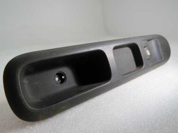 Commande / interrupteur lève-vitre Avant Droite PEUGEOT 3008 I (0U_)