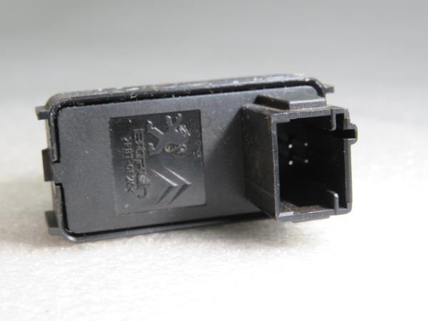 Commande / interrupteur lève-vitre Arrière gauche PEUGEOT 3008 I (0U_) Imagem-3
