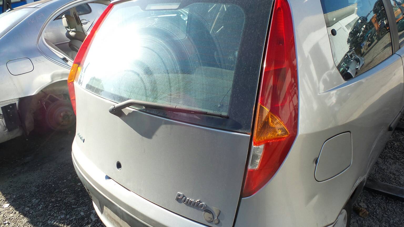 Hayon / Coffre FIAT Punto (188_) Imagem-2