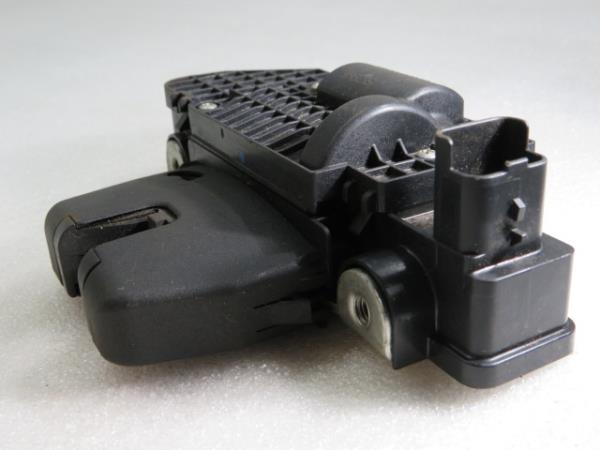 Serrure / verrou coffre PEUGEOT 3008 I (0U_) Imagem-2